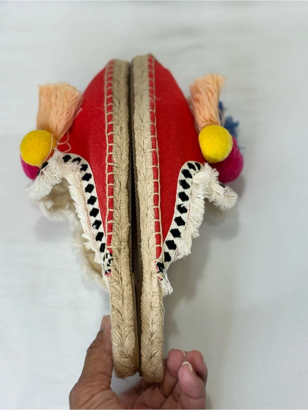 NWOB SALUDOS Red Colorful Pom-Pom Espadrille Mules SZ 6 $110